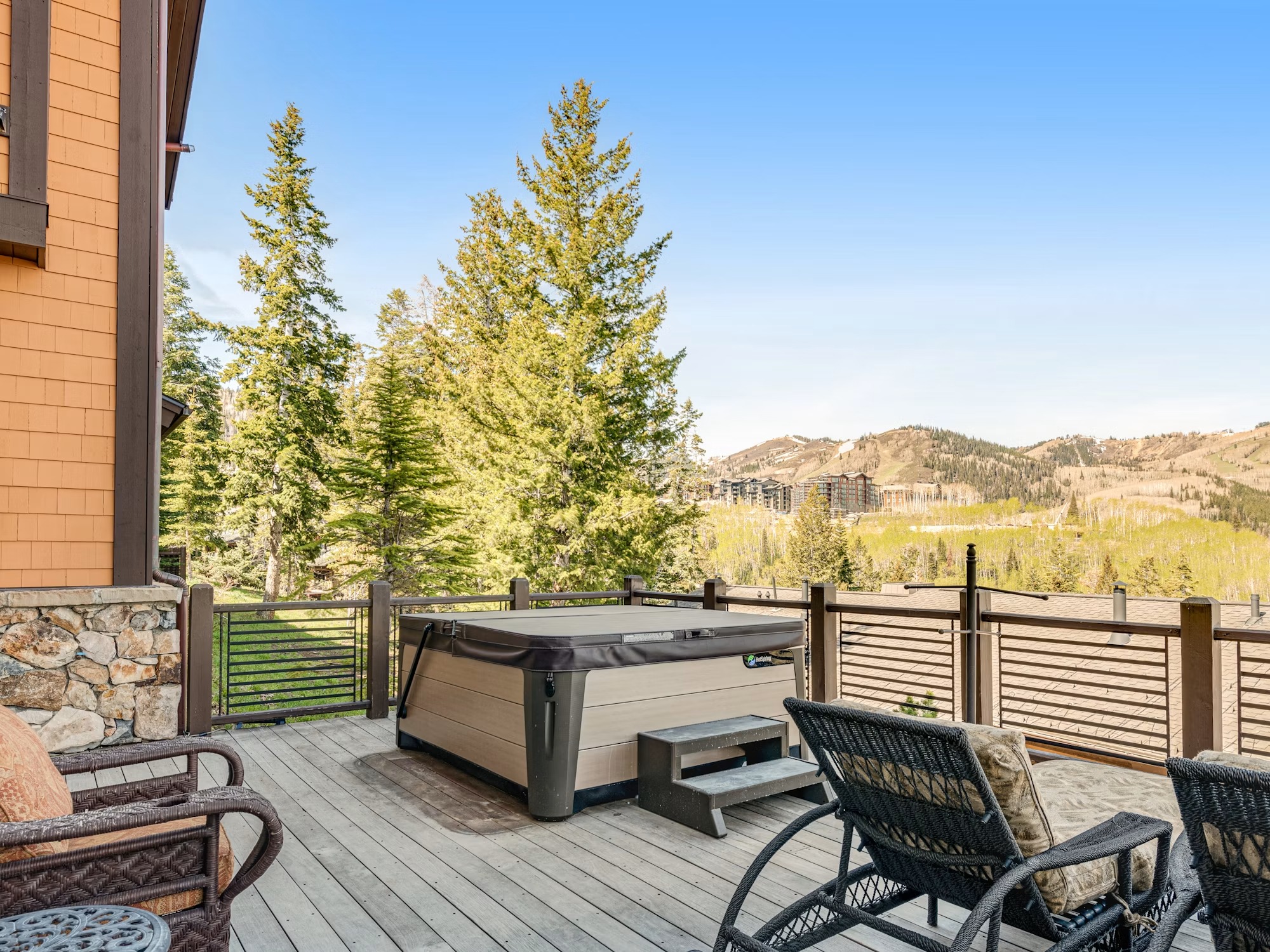 Whitetail Lodge (3-Night) - Image 13