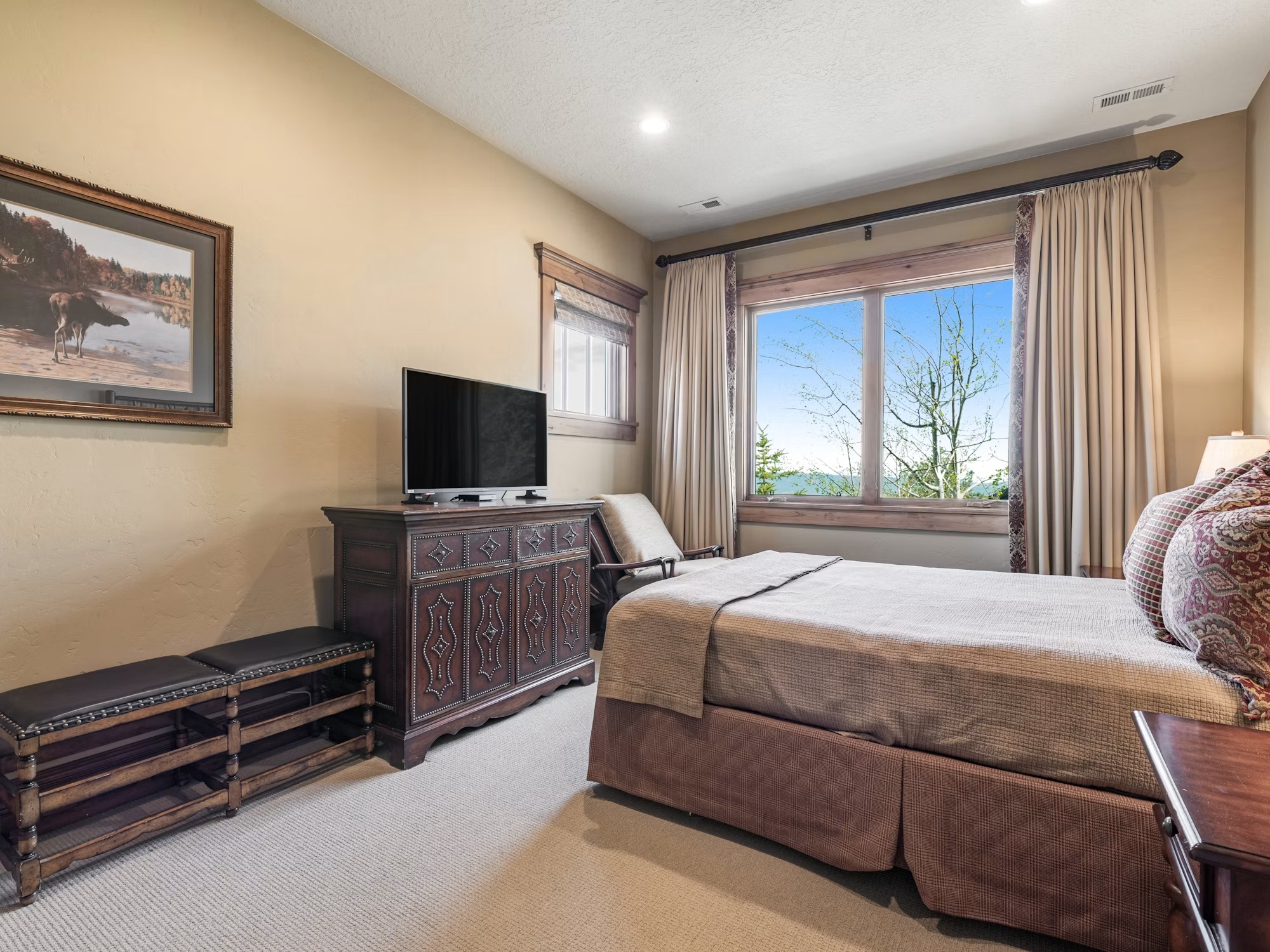 Whitetail Lodge (3-Night) - Image 21
