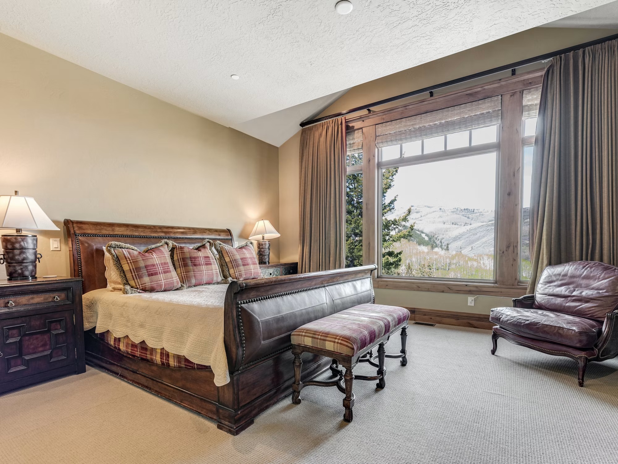 Whitetail Lodge (3-Night) - Image 36
